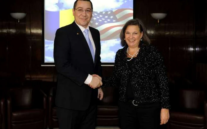 Victor Ponta alături de Victoria Nuland FOTO GOV.ro