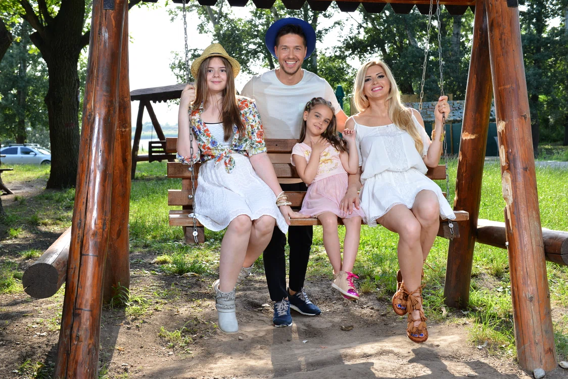 
    Jorge & Ramona - În premieră, în formula de patru!foto: Sorin Stana  