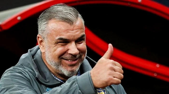 Cosmin Olăroiu, un antrenor foarte apreciat în Emirate și nu numai.