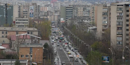 În Iaşi, un apartament cu trei camere era scos la vânzare la finalul anului trecut pentru un preţ mediu pe metru pătrat de 887 euro