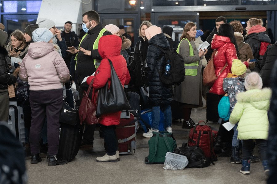 Un român care a cazat 26 de refugiați ucraineni a primit peste 54.000 de lei într-o lună