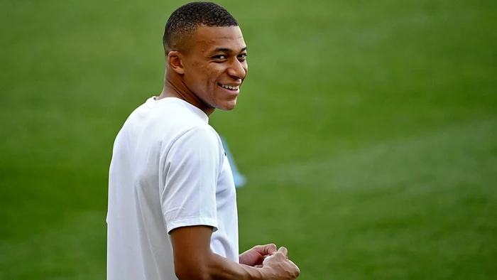 Kylian Mbappe a ajuns la Bucureşti