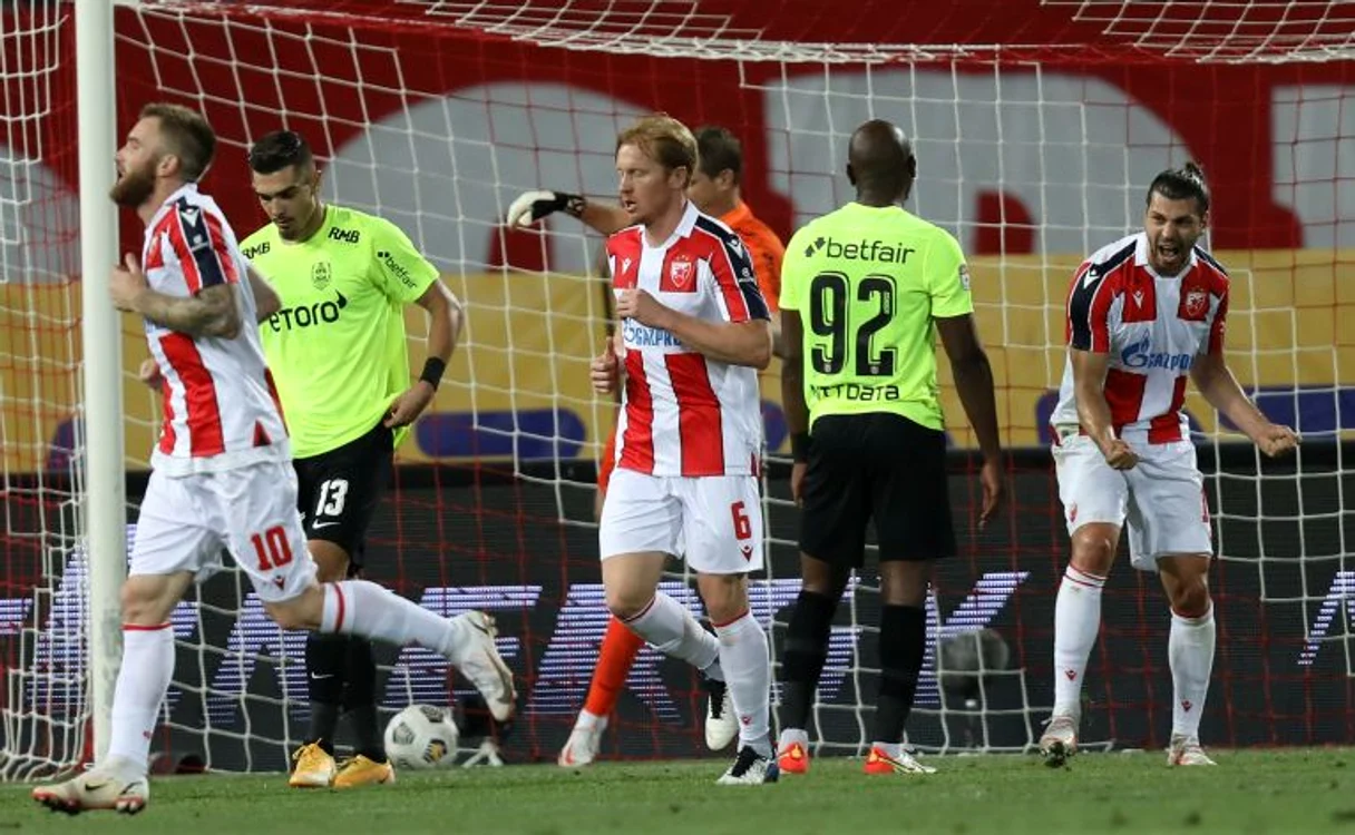 Sârbii s-au distrat cu apărarea clujeană, înscriind când au vrut FOTO: Sportpictures.eu