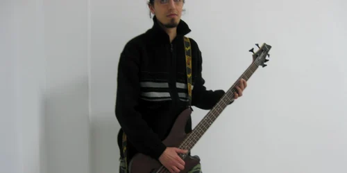 Iulian Ştir, rocker şi viitor arheolog