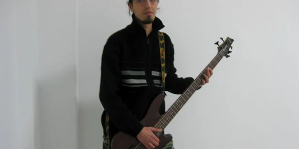 Iulian Ştir, rocker şi viitor arheolog