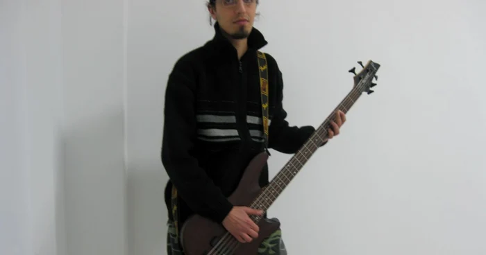 Iulian Ştir, rocker şi viitor arheolog