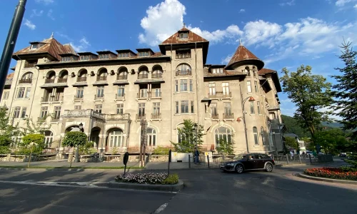 hotel webp