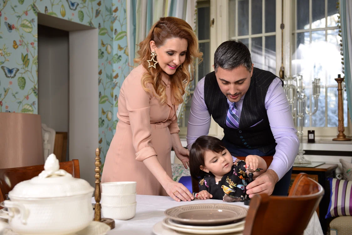 
    Alina Sorescu şi Alexandru Ciucu sunt căsătoriţi din septembrie 2010.foto: Sorin Stana  