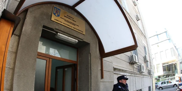 DNA sediu FOTO Adevărul
