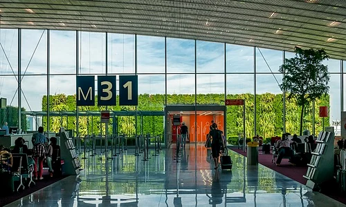 Charles de Gaulle International Airport in France jpg