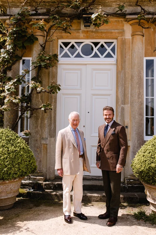 Regele Charles și David Beckham 