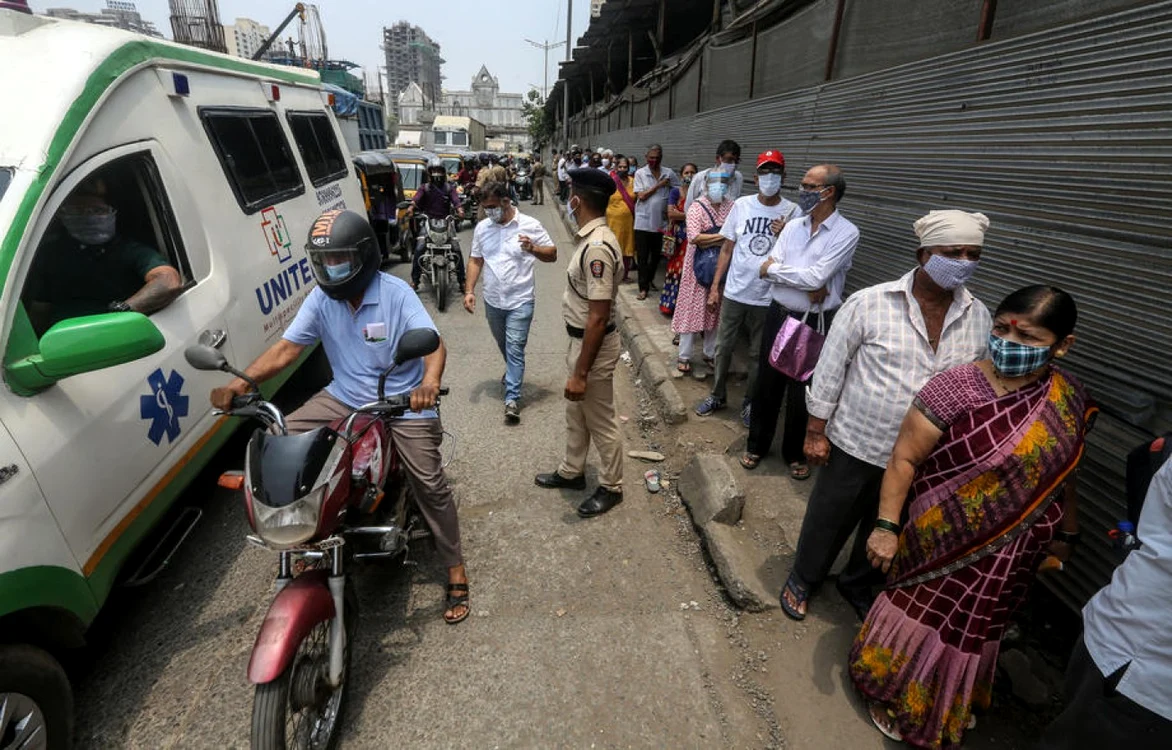 Dezastru sanitar în India provocat de coronavirus. FOTO EPA-EFE