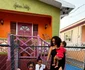 Rihanna le-a arătat copiilor locul în care a crescut/ sursa Facebook 