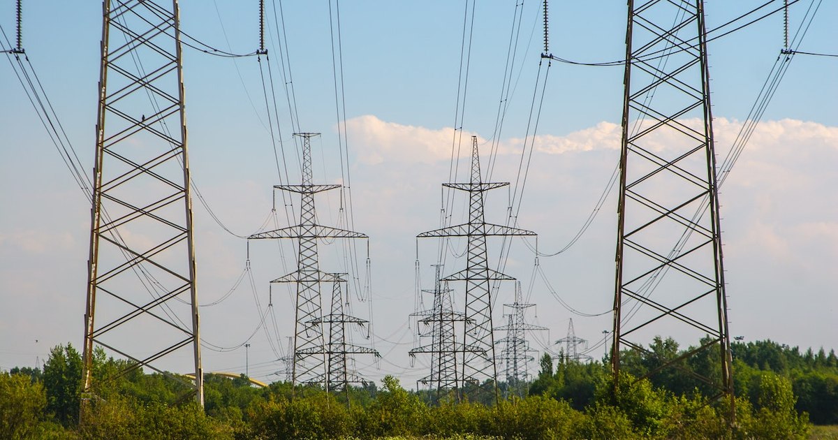 Avertismentul experților: Comasarea Ministerului Energiei cu Ministerul Economiei, o idee nepotrivită