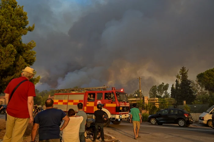 Incendiu puternic în apropiere de Atena FOTO Getty Images