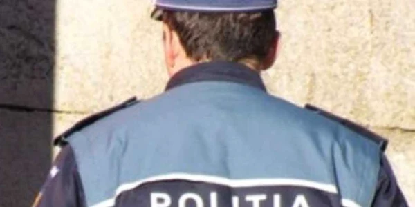 Omul legii a fost prins în flagrant în timp ce primea mită