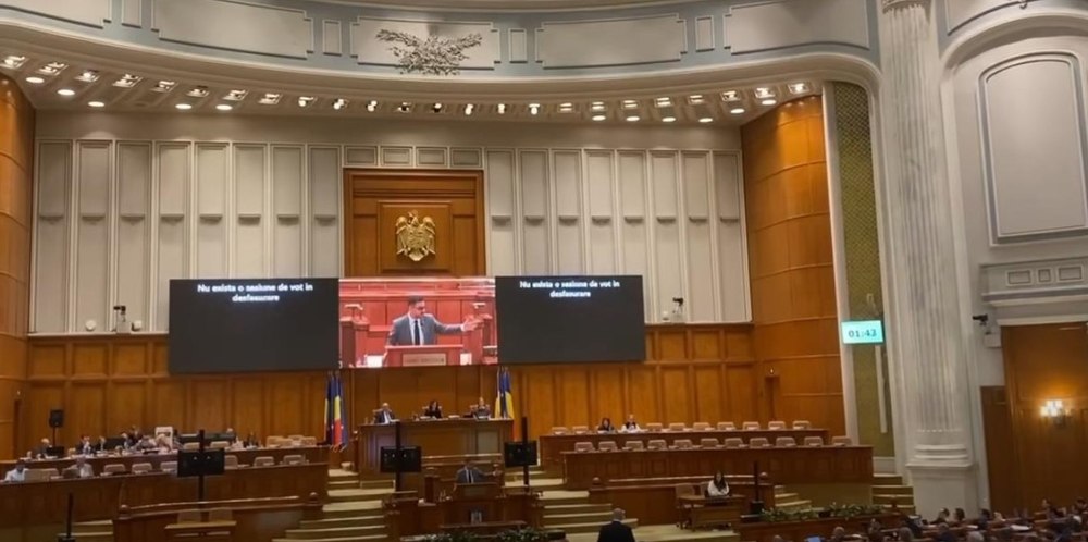 Dan Tănasă a făcut circ în Camera Deputaților: „Încă nu ne-am hotărât dacă USR este boală venerică sau boală mintală”