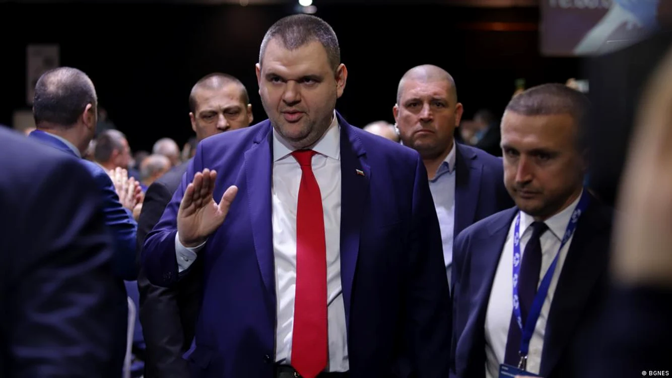 Oligarhul, omul de afaceri, magnatul media și politicianul bulgar Deljan Peevski