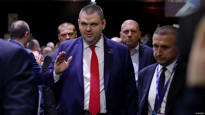 Oligarhul, omul de afaceri, magnatul media și politicianul bulgar Deljan Peevski