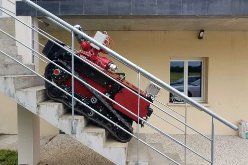 cluj braintronics roboti sentinel. foto tecdron