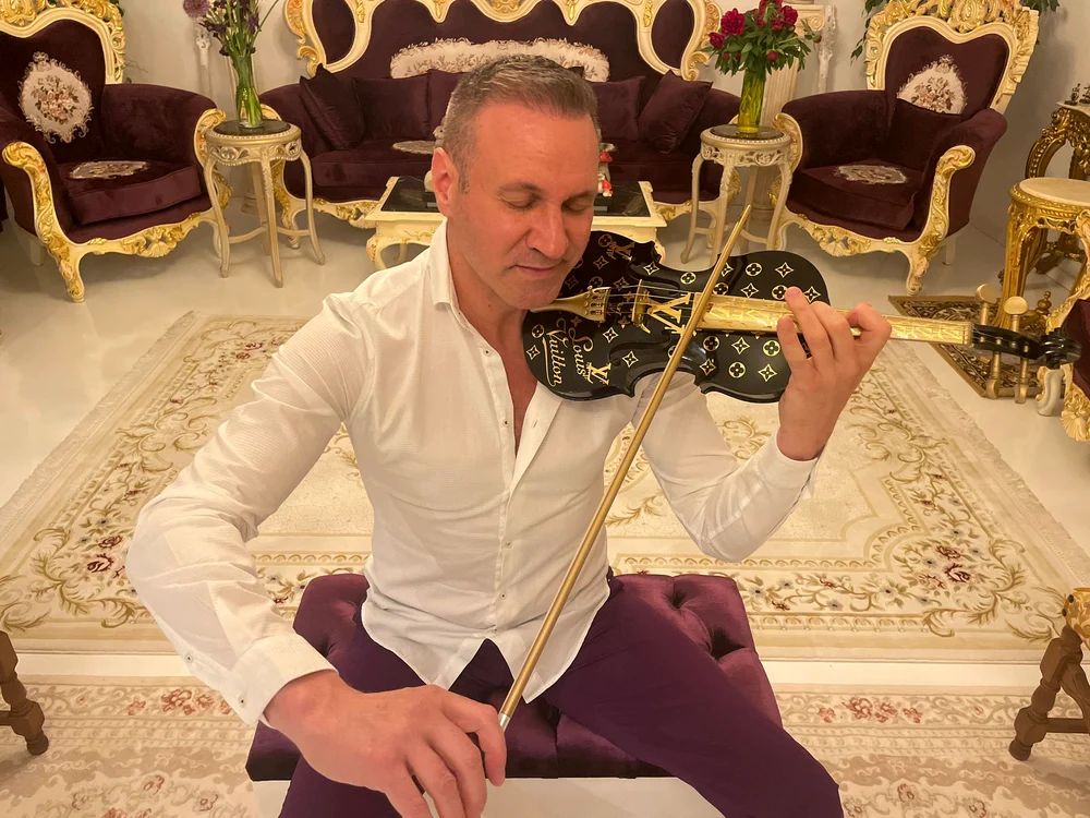 Alin Oprea a sufetit foarte mult după Larisa / foto arhiva