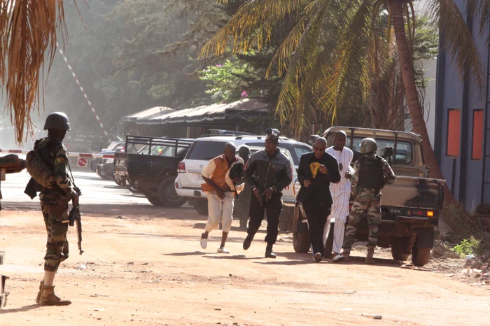 
    Mali se află în vestul Africiifoto: blog.mapsofworld.com  