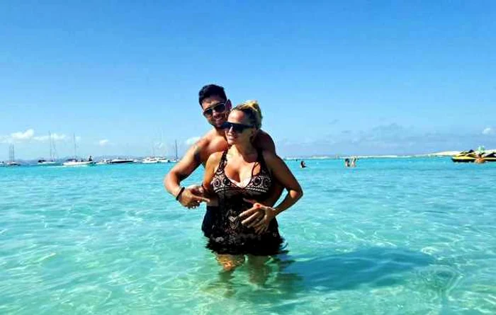 Anda Adam şi Sorin Andrei s-au căsătorit în urmă cu două luni într-un decor de basm la Snagov