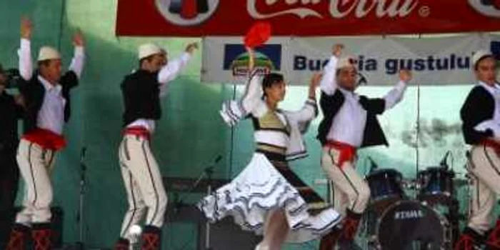 Târgu-Mureş: Seara trupelor locale la Festivalul ProEtnica