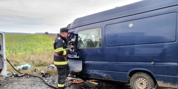 Patru oameni au murit într-un accident pe DN 2 Foto news ro