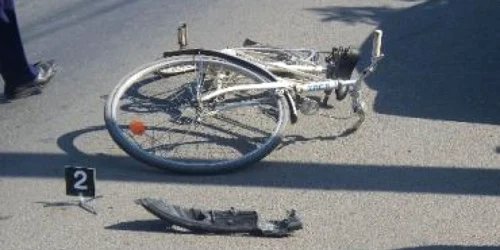 Reşiţa: Plimbarea pe bicicletă l-a băgat în spital