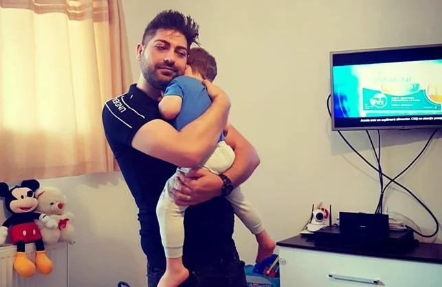 Băiețelul manelistului Ticy a scăpat ca prin minune din inundație Sursa: Facebook