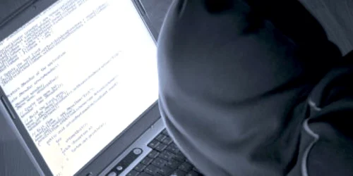 Băncile, ţinta piraţilor de pe internet