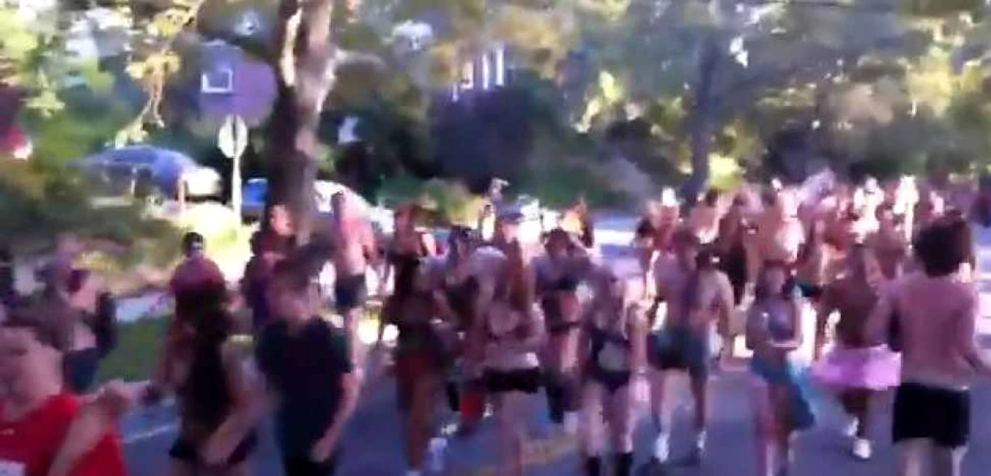 Persoanele au protestat în lenjerie intimă împotriva legilor din Utah