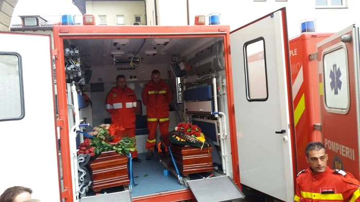 Trupurile eroilor SMURD au fost aduse la Iaşi