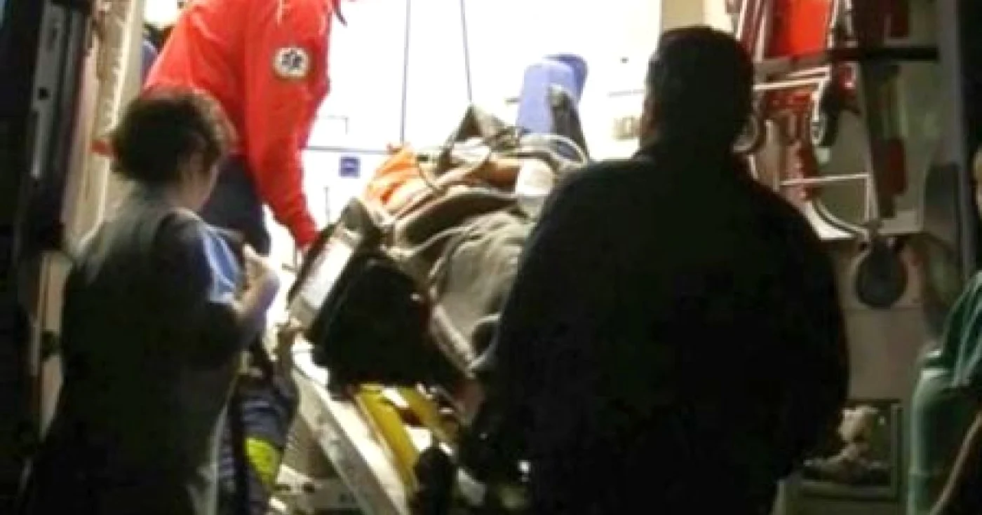 Transportat de urgenţă la spital, bărbatul a refuzat internarea.(Arhivă)