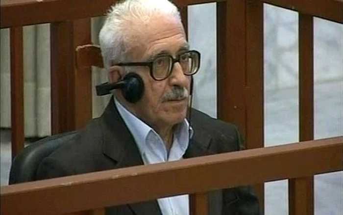 Tarek Aziz în timpul procesului