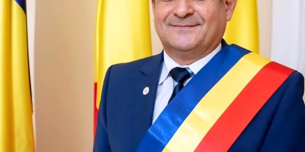 Gabriel Pleşa primar alba iulia foto Facebook jpg