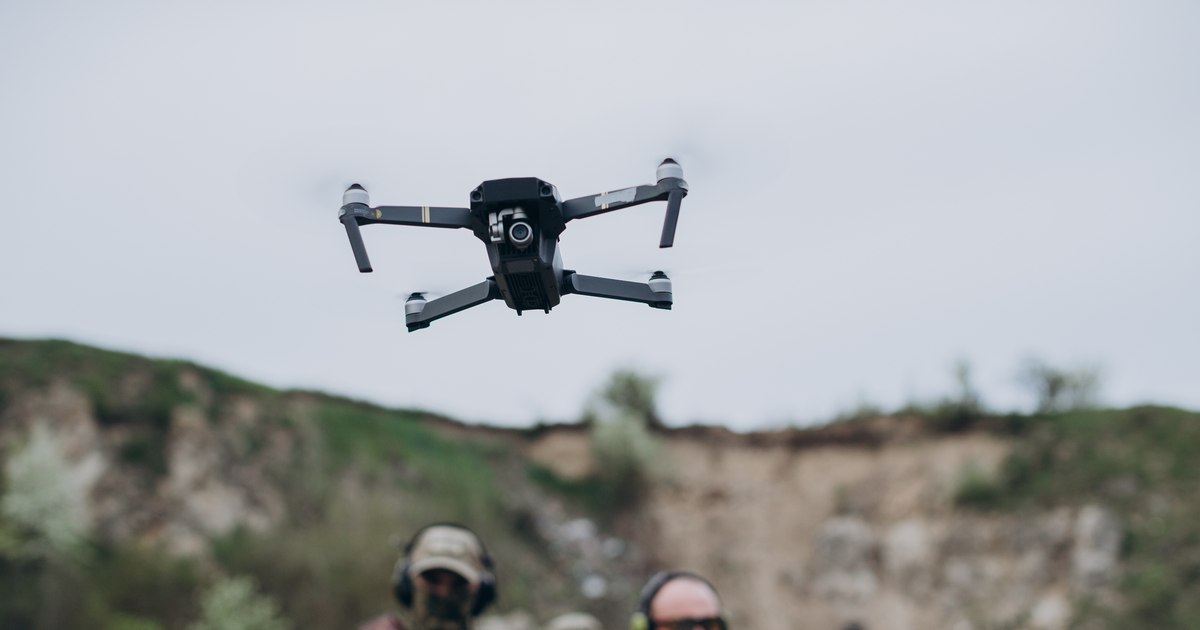 Sindromul „cerului sfâșiat”. Cum remodelează dronele psihicul militarilor. Trauma invizibilă lăsată de dronele de pe front