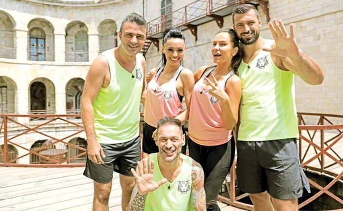 Anna Lesko, Cosmina Păsărin, George Vintilă, Cornel Ilie și Andrei Stoica au format echipă la "Fort Boyard"