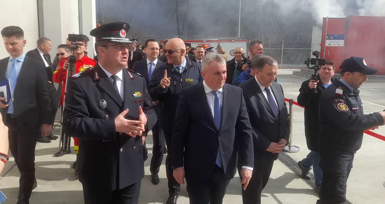 Lucian Bode și Raed Arafat, la Suceava FOTO Alina Iosif