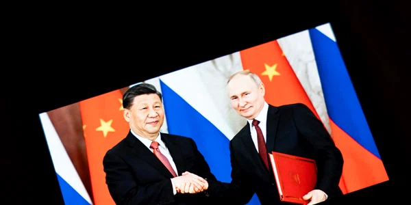 Vladimir Putin va face o vizită în China FOTO shutterstock jpg
