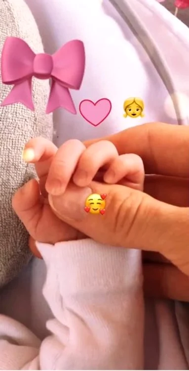 Prima imagine cu fetița cuplului