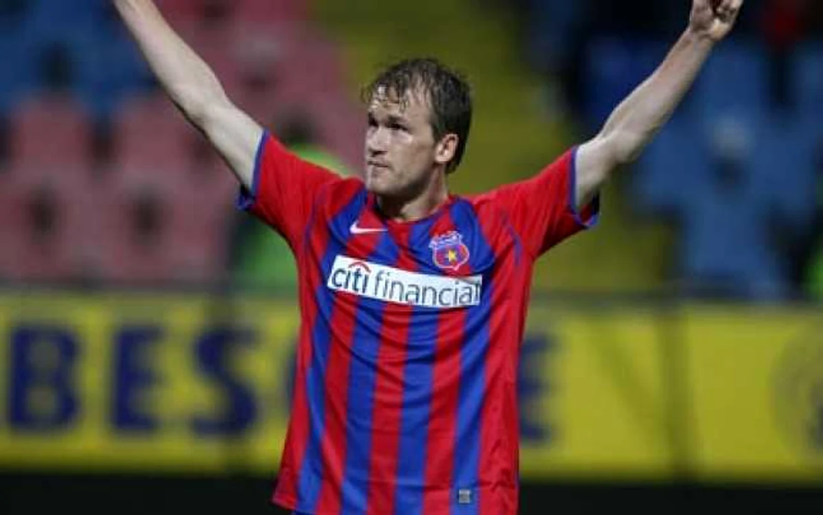 Cupa României: FCM Bacău - Steaua 0-2 (Kapetanos '7, '50)