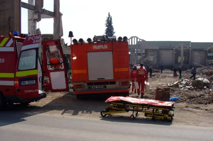 Accidentul s-a petrecut în incinta fostei Fabrici de Nutreţuri Combinate din Caracal...