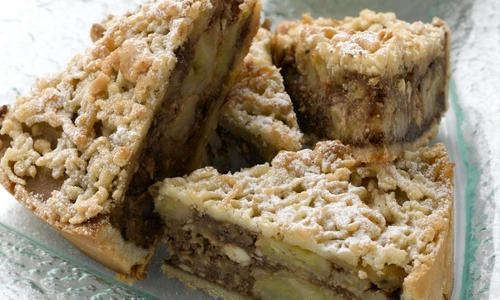 tarta cu banane si nuci jpeg