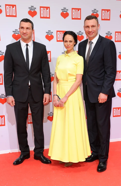 Vladimir, împreună cu Vitali şi soţia lui, Natalia