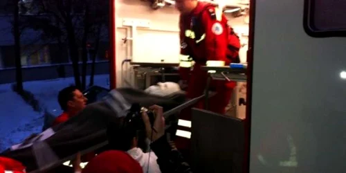 Ambulanța specială a mai transportat și alte cazuri grave la alte spitale din țară.