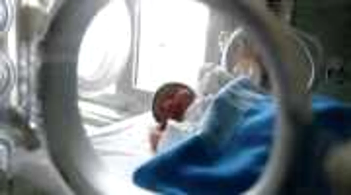 Ministerul Sănătăţii: Noul cadru legal pentru reproducerea asistată nu îngrădeşte actul medical