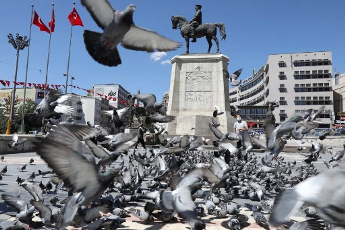 
    Turcia a fost în lockdown naţional timp de două săptămânifoto: AFP  