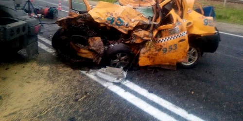 taxi accident jpeg